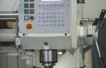 vrtacka 3 Technológie / Vŕtanie Technológie / Vŕtanie